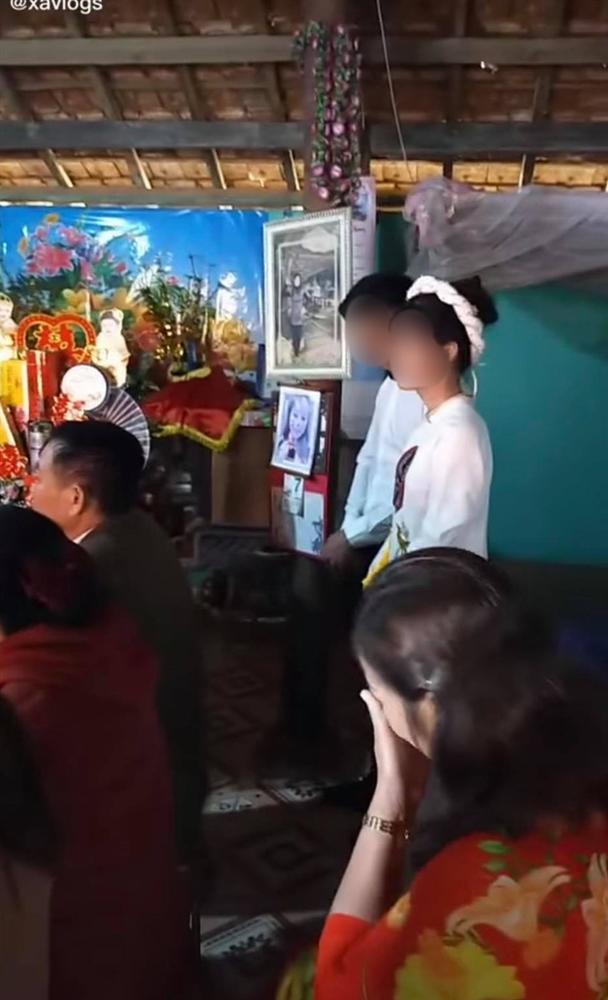 Màn ngã giá” thách cưới 25 triệu khiến dân mạng chia phe tranh cãi: Cô dâu chú rể mặt buồn rười rượi, thái độ của ông bác trưởng đoàn mới đáng nói!-3