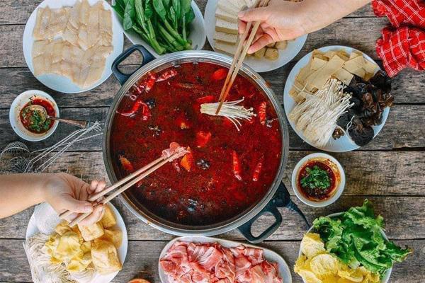3 người trong gia đình cùng mắc ung thư do thường xuyên ăn một món ăn được nhiều người yêu thích-1