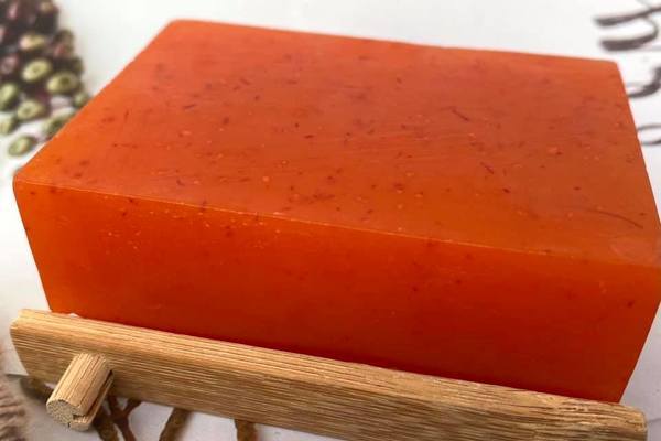 Xà bông vàng đỏ, nổ hàng handmade đẹp da hút chị em Hà Thành-4