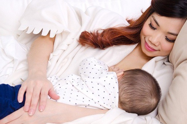 Nhà chồng kiên quyết bắt tôi đẻ mổ vì sợ đẻ thường, lúc về nhà nghe mẹ tỉ tê với bác họ mới hiểu vì sao-2