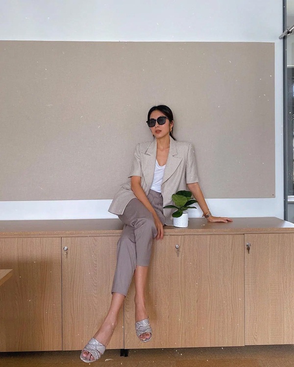 10 cách lên đồ mùa lạnh đẹp mê từ Hà Tăng, toàn item basic nhưng thừa độ sang xịn và hack dáng ở level max-5