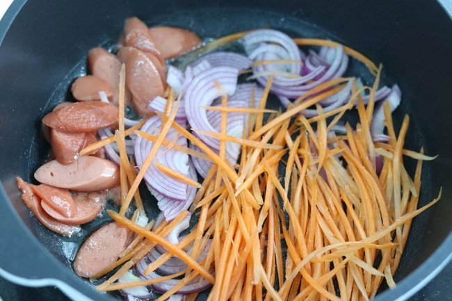 Làm món mì xào này một lần mà sau đó tuần nào cả nhà cũng order tôi làm lại-4