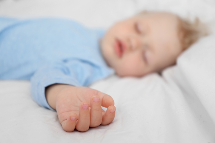 Trẻ dễ đột tử vào mùa lạnh do thói quen sai lầm của cha mẹ-1
