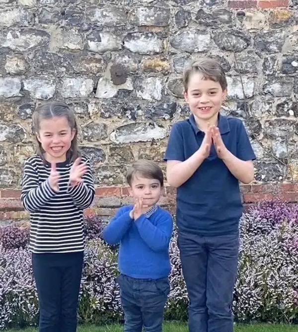 Nhìn lại năm 2020 của Hoàng gia Anh qua 9 bức ảnh được nhiều like nhất: Nhà Công nương Kate chứng tỏ đẳng cấp, Meghan Markle cũng không lép vế-2