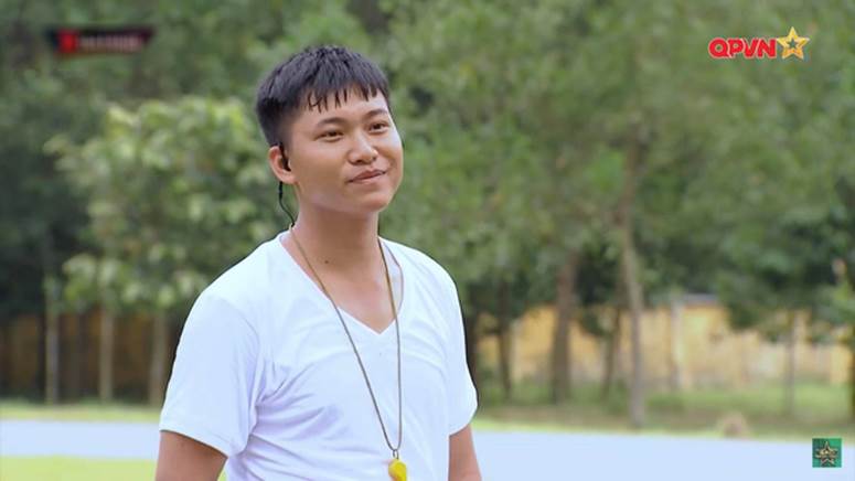 Bất ngờ xuất hiện ảnh Hậu Hoàng và Mũi trưởng Long video call, nữ chính đích thân giải thích-4