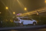 Video: Người đàn ông dũng cảm ngăn xe ba gác gây tai nạn ở ngã tư-1