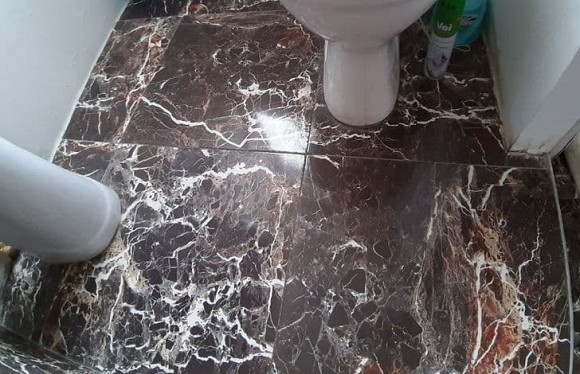 8 món đồ phổ biến góp phần phá hỏng không gian phòng tắm của bạn-8