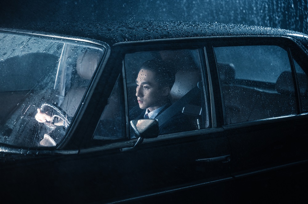 MV Chúng ta của hiện tại dựa trên câu chuyện có thật, ngang trái như trong tiểu thuyết-2