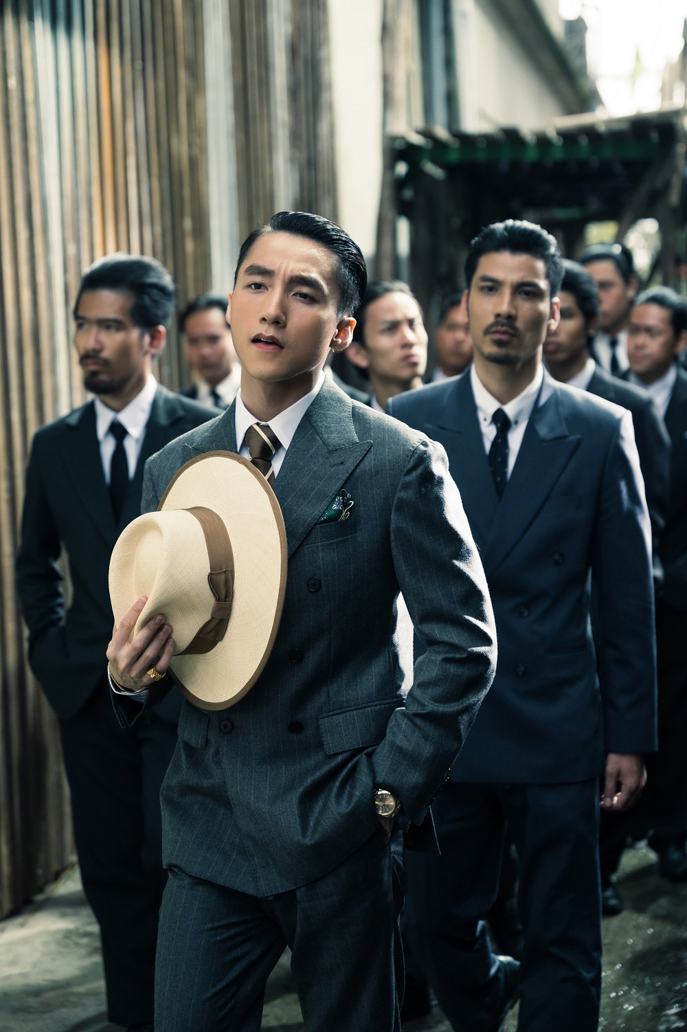 MV Chúng ta của hiện tại dựa trên câu chuyện có thật, ngang trái như trong tiểu thuyết-3