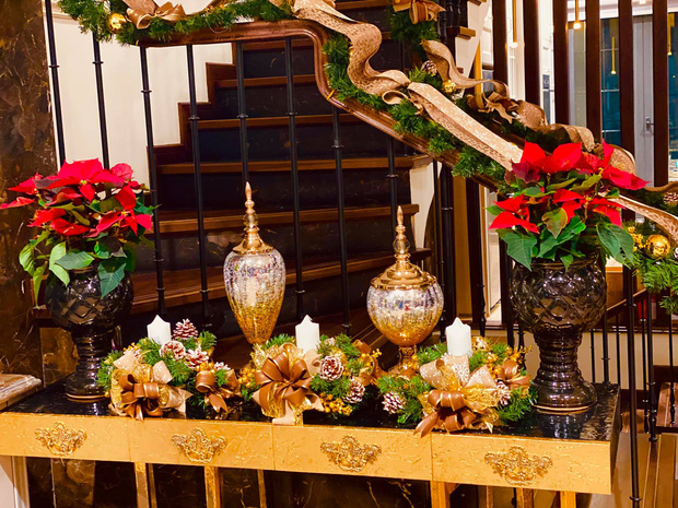 Biệt thự ven sông của Lã Thanh Huyền mùa Noel: Sang chảnh đẳng cấp 5 sao, ngắm góc nào cũng đẹp muốn xỉu-5