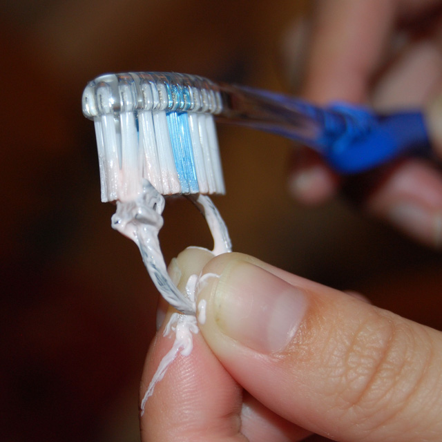 Cách làm sạch đồ trang sức bằng vàng bạc tại nhà nhanh chóng, đơn giản mà không hề tốn kém, chị em tha hồ xúng xính diện đón năm mới-5