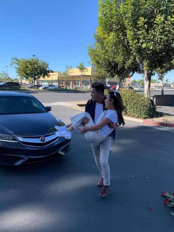 Giữa ồn ào tin đồn ly hôn vì tiểu tam: Hoàng Anh công khai bế bổng tình tin đồn ở nơi công cộng-7