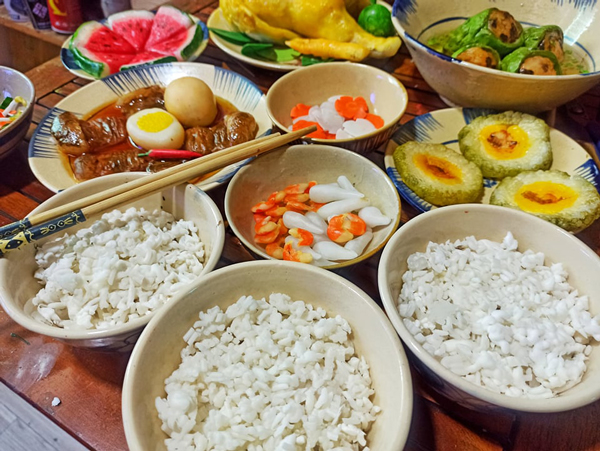 Đem đất sét về nặn chơi, quyết không bán dù khách đòi mua-4