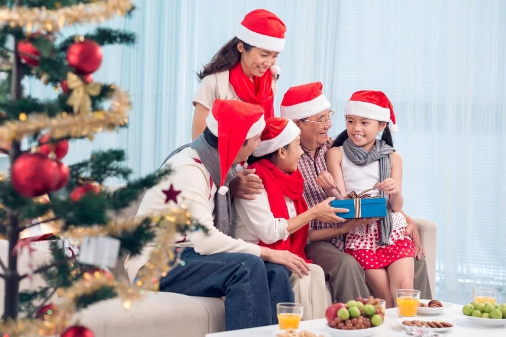 Lời chúc Giáng sinh hay và ý nghĩa nhất cho ngày lễ thêm yêu thương, ấm áp-2