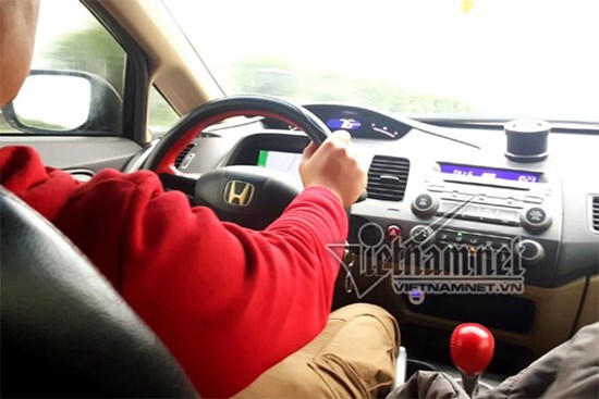 Chồng đẹp trai, phong độ vợ vẫn mê đắm anh bán thịt lợn