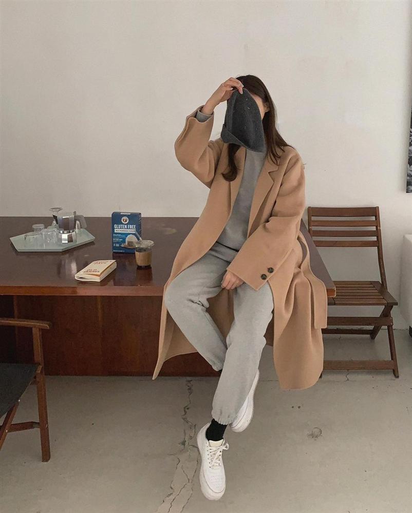 5 kiểu áo khoác trẻ trung nhất: Mặc lên hack được vài tuổi nhưng vẫn thanh lịch, xịn đẹp mới hay-11