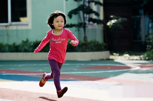 Bác sĩ: Không nên cho trẻ tiếp xúc với 4 loại thể thao này quá sớm vì tác hại rất lớn về thể chất, cha mẹ không nên vội vàng-4