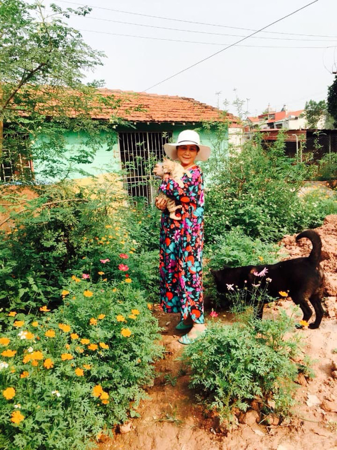 NSND Minh Hằng: 25 năm sau vấp ngã mới dám trao gửi trái tim cho chồng là Tiến sĩ Toán học-4