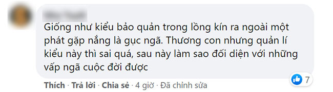 Đi chơi với bạn bè, mẹ theo sau tới tận bàn uống nước, cô bé 15 tuổi bất lực cầu cứu vì bị kìm kẹp, thực sự là bất hạnh hay ngược lại?-6
