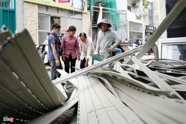 Cảnh tan hoang sau vụ nổ ở TP.HCM-3