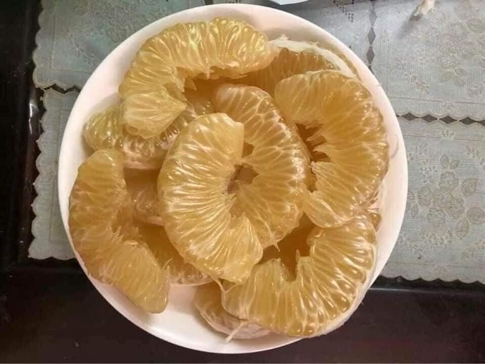 Bưởi Diễn 5 nghìn đồng/quả, đầu mùa loạn giá coi chừng dính lừa-3