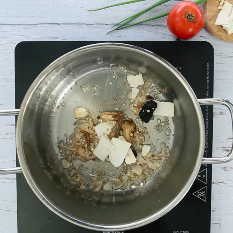 Chân ái mới của hội chị em mê chân gà: Rút xương sả tắc hay chiên mắm đều xưa rồi, cách chế biến này heo-thì và nức lòng hơn nhiều!-5