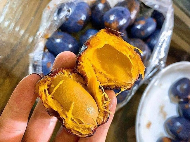 Thứ quả đen sì, trước rụng đầy đồi thành đặc sản gây nghiện được chị em săn lùng-4