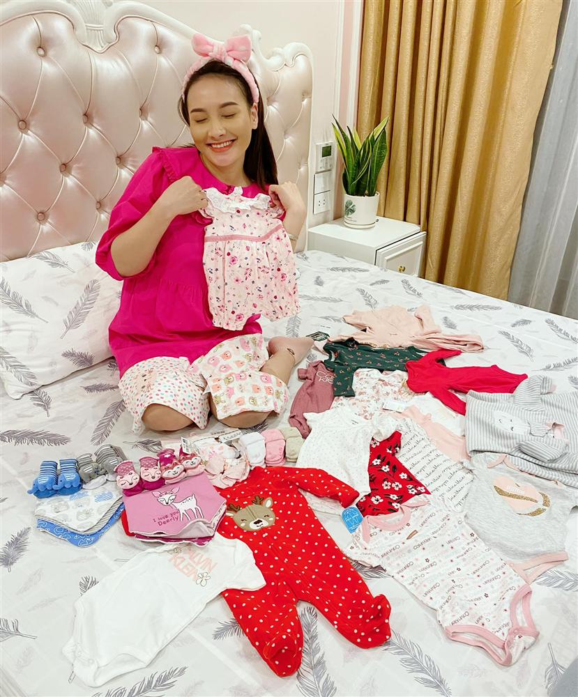 Bảo Thanh khoe em bé nửa đêm vẫn đạp không dừng trong bụng, mẹ đã biết vì sao thai nhi lại thích quẩy ban đêm chưa?-3