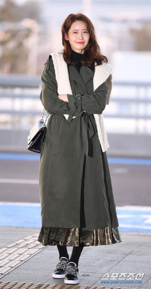 Style công sở của Yoona từ phim ra ngoài đời đều chuẩn đẹp, hội chị em học thì đi làm chẳng lo mặc xấu-13
