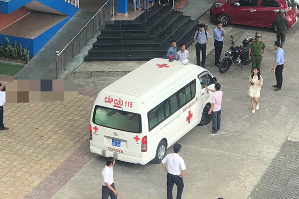 Người đàn ông rơi chung cư HH Linh Đàm tử vong: Nhảy lầu tự tử, điều trị trầm cảm nhiều tháng nay-2