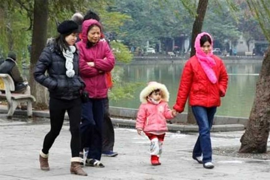 Hà Nội đón năm mới trong giá rét 9 độ C