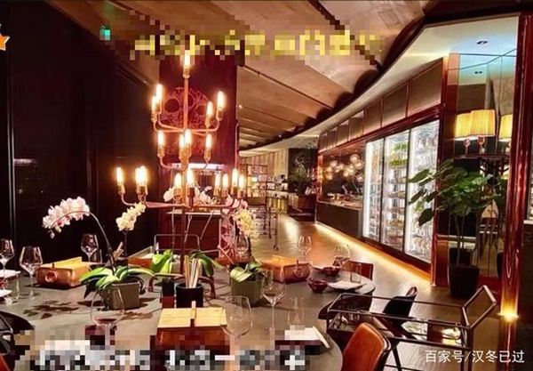 Hẹn hò phú nhị đại, nàng người mẫu méo mặt khi đối phương đi vệ sinh mãi chẳng về: Hóa ra cũng là hàng fake giống mình-2
