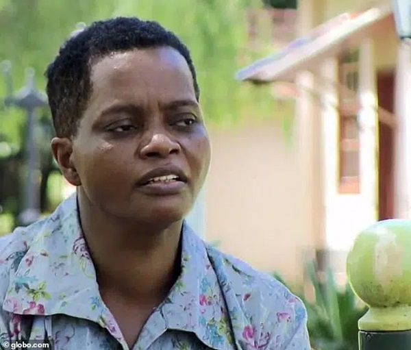 Gửi con gái 8 tuổi cho nhà giáo sư nhận nuôi vì nghèo khó, người mẹ chẳng ngờ 40 năm sau tội ác được phơi bày nhờ tờ giấy ăn-1