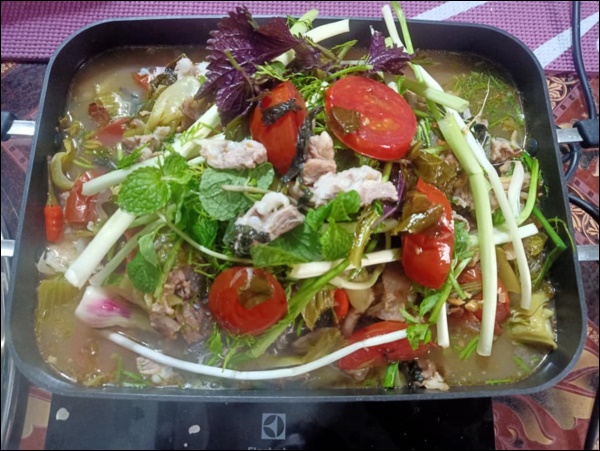 Giáng sinh lạnh làm nồi lẩu cá chép om dưa ngon thần sầu, chồng con chẳng còn đòi ra ngoài hàng ăn-6