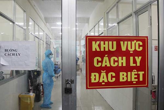 Chiều 24/12, có 12 ca mắc mới COVID-19 ở Hà Nội, Vĩnh Long và Đà Nẵng