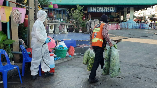 Cơn ác mộng của Thái Lan ngay lúc này: Ổ dịch hơn 1000 người, không Giáng sinh, không năm mới và cuộc sống bị đảo lộn hoàn toàn-5
