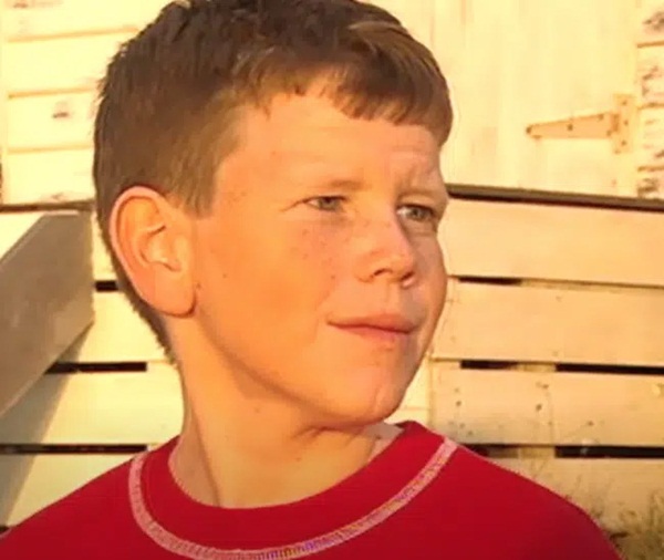 Chào đời với làn da nhăn nheo như một ông già, bé trai khiến bố mẹ sốc nặng, nhiều năm sau ai cũng choáng khi nhìn thấy hình hài đứa trẻ-9