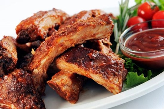 Sườn heo nướng mật ong thơm ngon, đậm đà cả nhà ai cũng mê