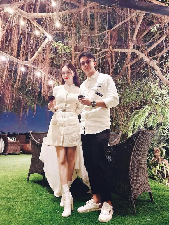 Hậu lùm xùm với anti-fan, Hương Giang hạnh phúc cùng Matt Liu đón Giáng sinh-2