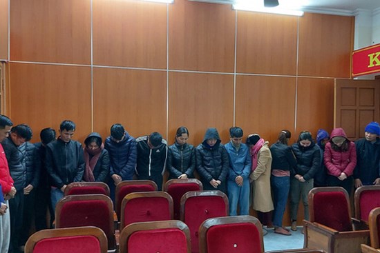 Nhiều “quý bà” tham gia đường dây đánh bạc giao dịch 600 triệu đồng/ngày