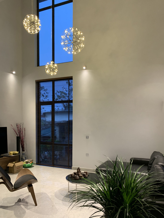 Đầu tư 2,8 tỷ, con trai kiến trúc sư xây tặng bố mẹ ngôi nhà đẹp như biệt thự ở Hà Tĩnh-6