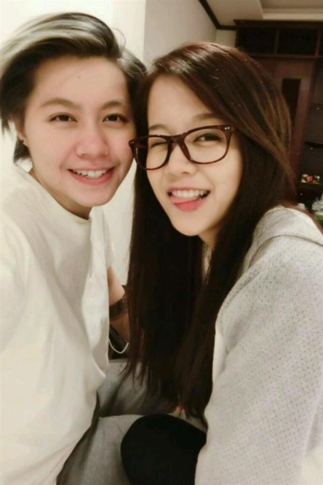 Loạt ảnh đồ đôi cực tình của An Nguy và bạn đời đồng giới Alex-12