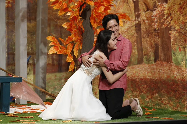 Loạt drama tình ái” của Nam Em: Thừa nhận là người thứ 3” xen giữa Trường Giang - Nhã Phương, bị vợ của MC nổi tiếng đánh ghen ngay trên thảm đỏ-1