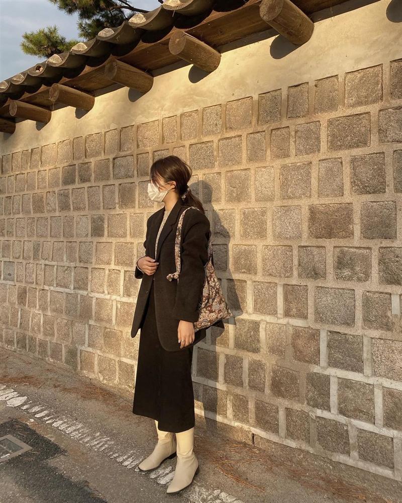 Chị em lên đồ xoay quanh 5 gam màu này thì set nào set nấy đều tây và sang hết cỡ, dẫu toàn diện items rẻ tiền-4