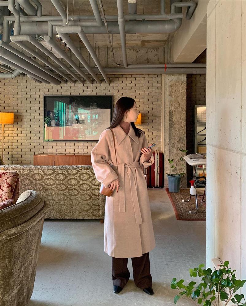 Chị em lên đồ xoay quanh 5 gam màu này thì set nào set nấy đều tây và sang hết cỡ, dẫu toàn diện items rẻ tiền-7