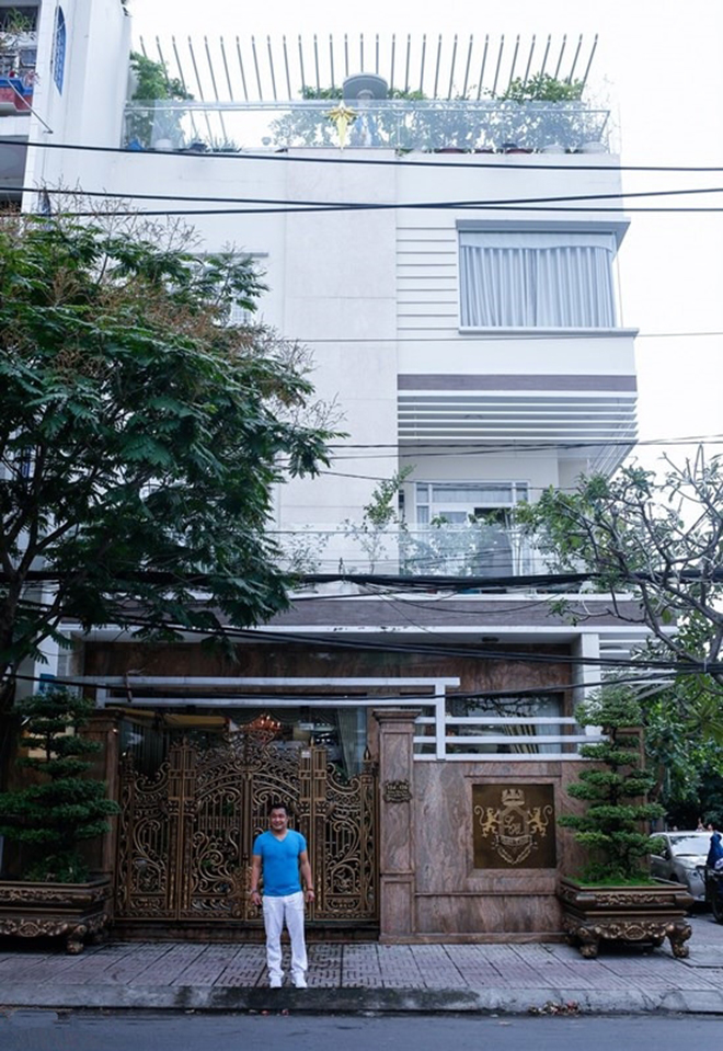 Anh trai ruột là đại gia khét tiếng còn diễn viên Lý Hùng giàu cỡ nào?-5