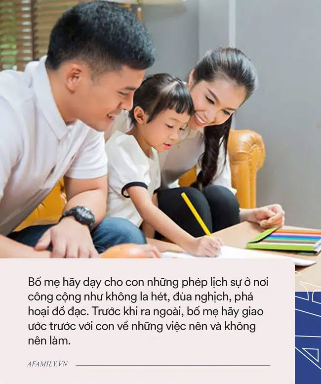 Cậu bé tiểu học bị camera ghi lại hành động nguy hiểm trong thang máy, dân tình xem xong phẫn nộ: Con nhà nào mời về dạy lại gấp-1