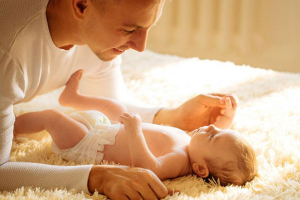 Tôi gọi điện cho mẹ cô rồi đấy. Cô chuẩn bị đồ đi tí taxi đưa cô về nhà ngoại, chồng lạnh lùng nói khiến cô choáng váng, tất cả chỉ vì mâm cơm cữ toàn tôm, cá mẹ chồng nấu-3