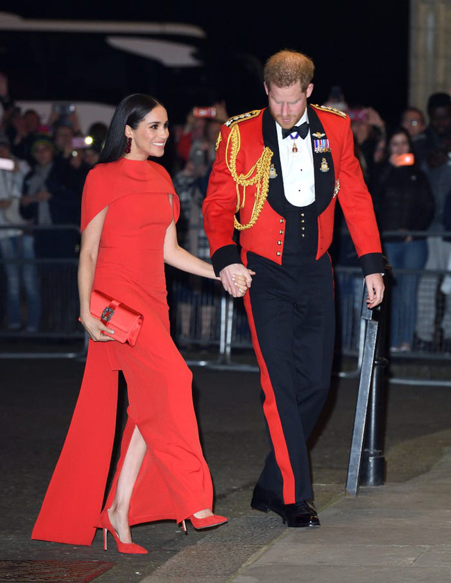 Nhìn lại năm 2020 dứt áo ra đi của nhà Meghan Markle: Bị không ít người chỉ trích, quay lưng, nhưng gặt hái không ít thành công-2