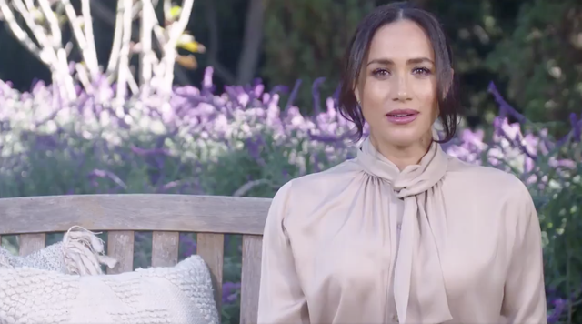 Nhìn lại năm 2020 dứt áo ra đi của nhà Meghan Markle: Bị không ít người chỉ trích, quay lưng, nhưng gặt hái không ít thành công-18